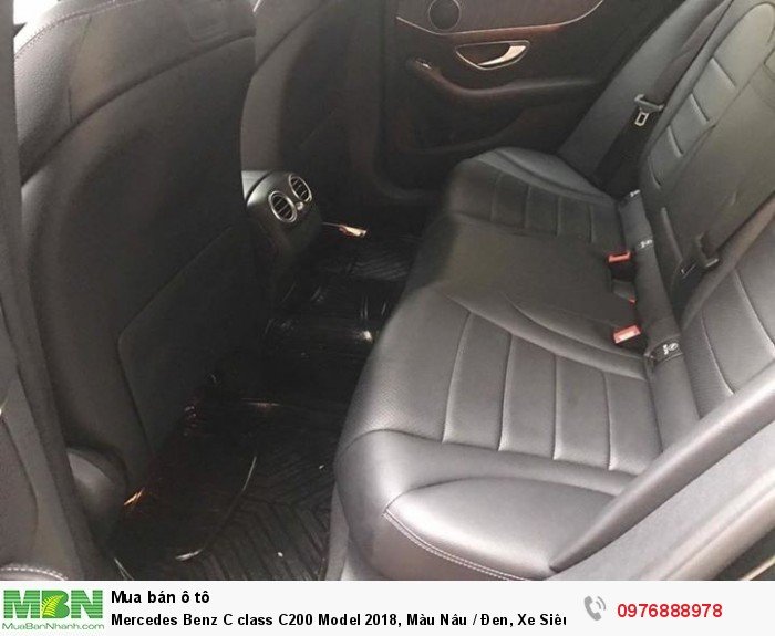 Mercedes Benz C class C200 Model 2018, Màu Nâu / Đen, Xe Siêu Lướt, Mới đi đúng 1000 km
