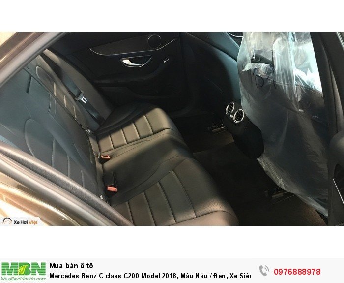 Mercedes Benz C class C200 Model 2018, Màu Nâu / Đen, Xe Siêu Lướt, Mới đi đúng 1000 km