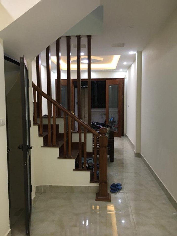 Bán nhà đẹp 40m2 phân lô 2 mặt thoáng tại Tôn Thất Tùng