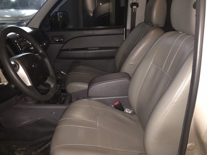 Bán xe Ford Everest 4x2 MT