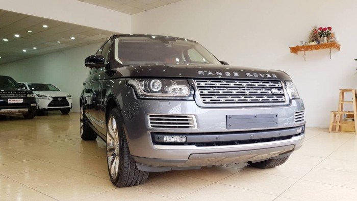 Range Rover SV Autobiography phiên bản 2 màu xe thương mại mới