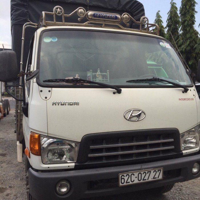 hyundai hạ tải thành phố màu trắng cũ