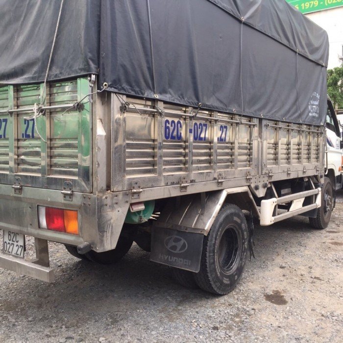 hyundai hạ tải thành phố màu trắng cũ