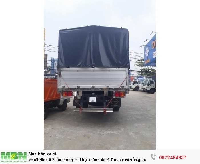 xe tải Hino 8.2 tấn thùng mui bạt thùng dài 9.7 m, xe có sẵn giao ngay