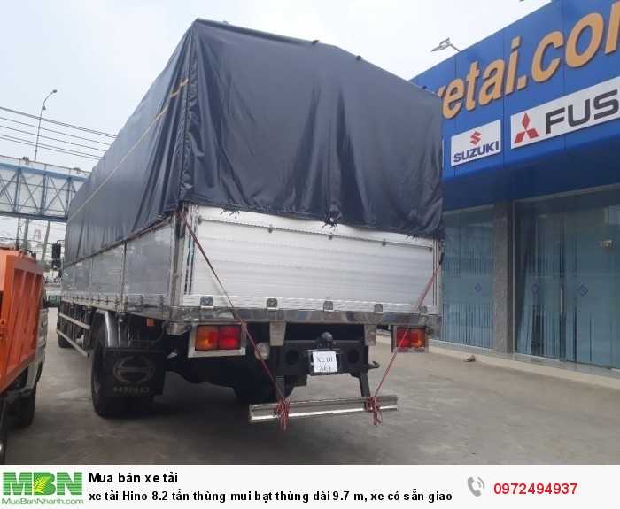 xe tải Hino 8.2 tấn thùng mui bạt thùng dài 9.7 m, xe có sẵn giao ngay