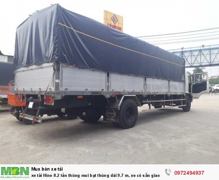 xe tải Hino 8.2 tấn thùng mui bạt thùng dài 9.7 m, xe có sẵn giao ngay