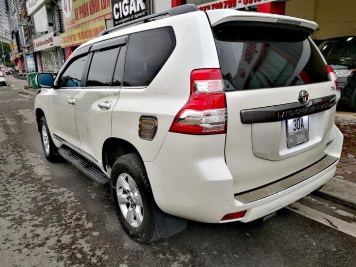 Toyota Prado TXL 2.7 model 2015 màu trắng