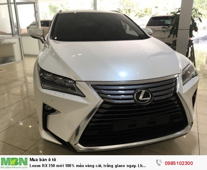 Lexus RX 350 mới 100% mầu vàng cát, trắng giaoo ngay.