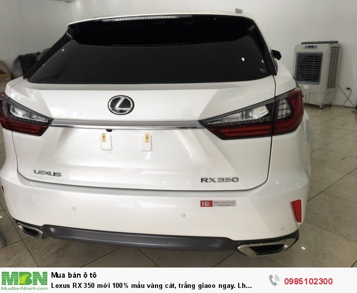 Lexus RX 350 mới 100% mầu vàng cát, trắng giaoo ngay.