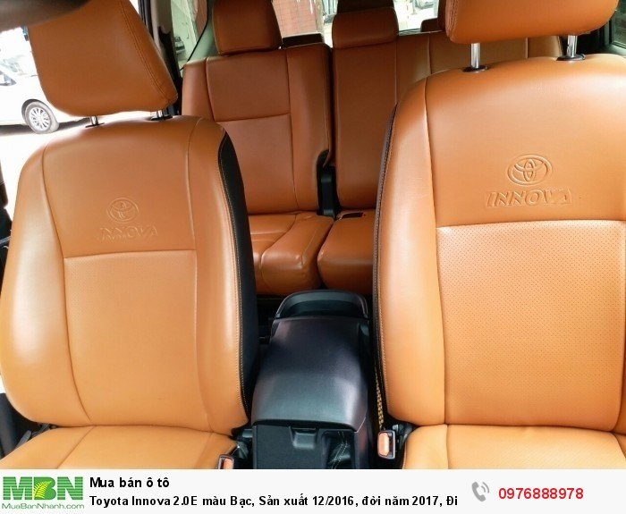 Toyota Innova 2.0E màu Bạc, Sản xuất 12/2016,  đời năm 2017, Đi 9000 km