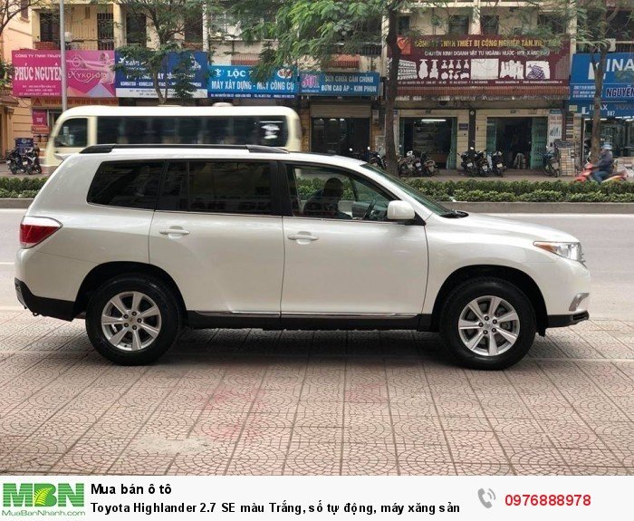 Toyota Highlander 2.7 SE màu Trắng, số tự động, máy xăng sản xuất 2011, Nhập M