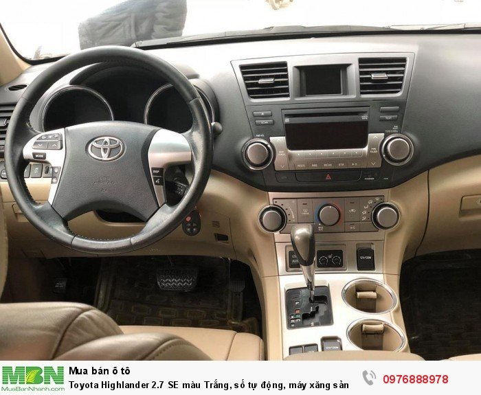 Toyota Highlander 2.7 SE màu Trắng, số tự động, máy xăng sản xuất 2011, Nhập M