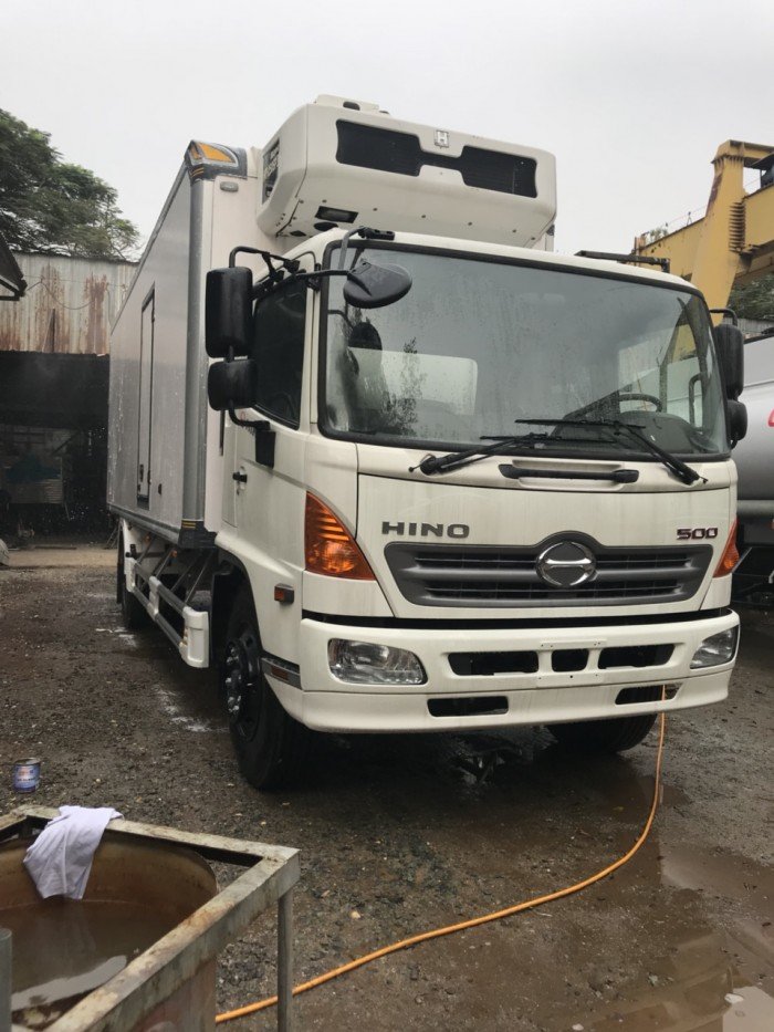 Xe tải đông lạnh Hino FG 8 tấn, xe dong lanh Hino 8t,xe tai bao on Hino 8t,xe tai Hino bao on 8t