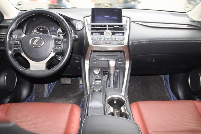 Lexus NX 200T sx 2016, nhập khẩu nguyên chiếc Nhật Bản.