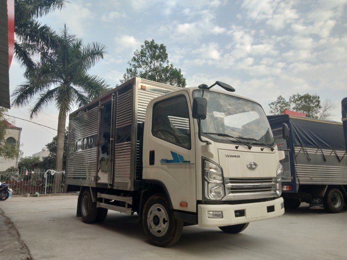 Bán xe tải Deahan Teraco240. Thùng kín. 2,4tấn . Trả góp đến 80% lãi xuất thấ . Giao xe ngay