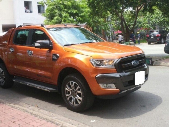 Cho thuê “ông vua bán tải” Ford Ranger 2015 mạnh mẽ, giá rẻ bất ngờ