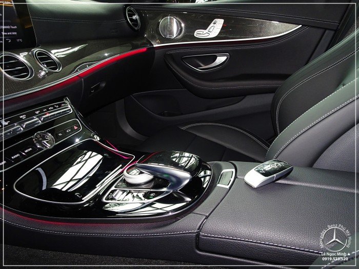 MERCEDES E300 2018 giá đặc biệt, giao xe ngay