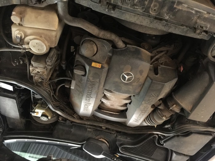 Xe Mẹc E240 Đời 2000