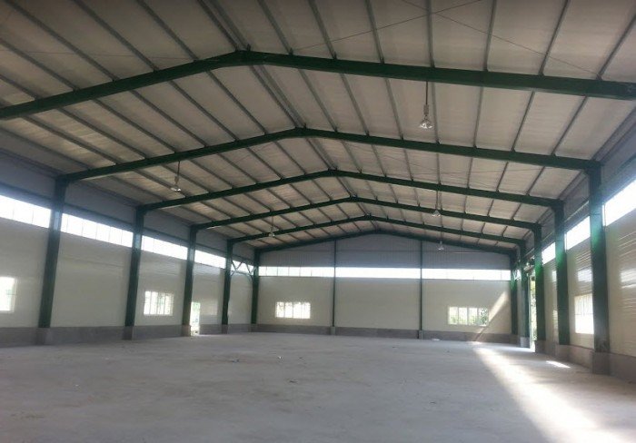 Cho thuê xưởng 220m2 tại 31ha - Trâu Quỳ, điện 3 pha, phòng ốc đầy đủ, đường rộng container vào