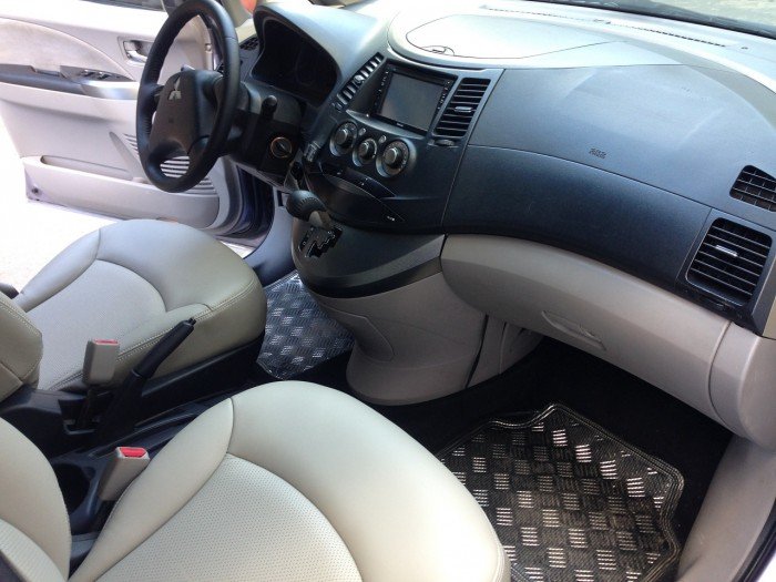 Bán xe Mitsubishi Grandis đời 2007 at tím nhạt đẹp chuẩn mọi thời đại