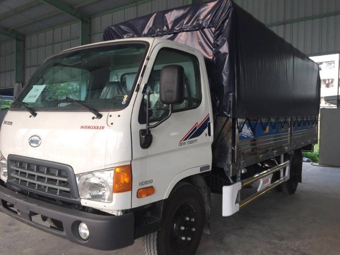 Xe tải hyundai 8.8 tấn HD800 thùng khung mui phủ bạt