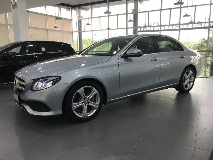 MERCEDES BENZ E250 giao ngay, giá tốt