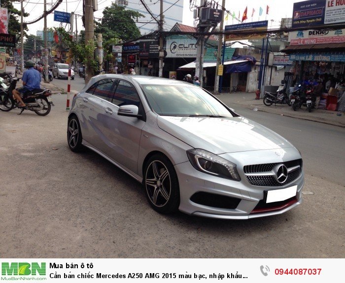 Cần bán chiếc Mercedes A250 AMG 2015 màu bạc, nhập khẩu nước Đức