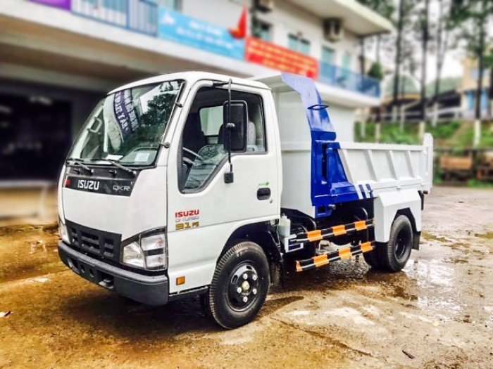 Xe tải Isuzu QKR55F ben tự đổ tải trọng 2.1 tấn, dung tích 2.5m3