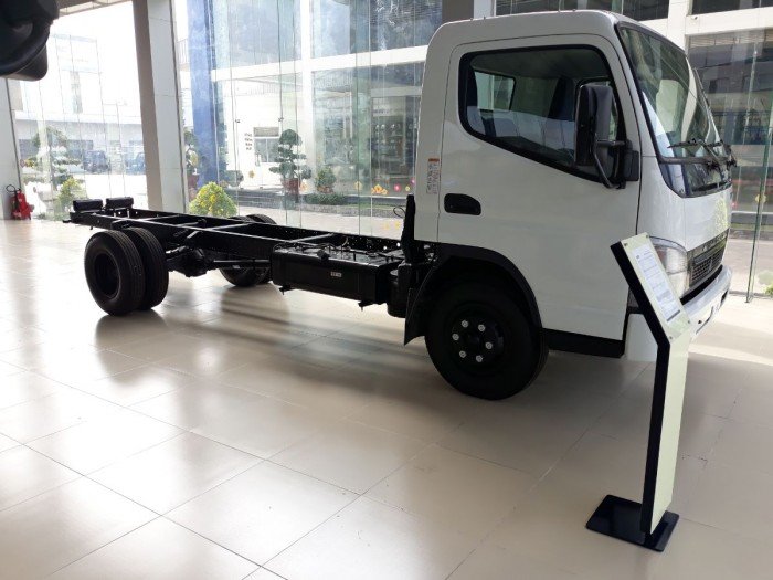 Xe tải thaco Fuso Canter 4.5 tấn, xe tải nhật bản Mitsubishi fuso, giá xe fuso rẻ nhất