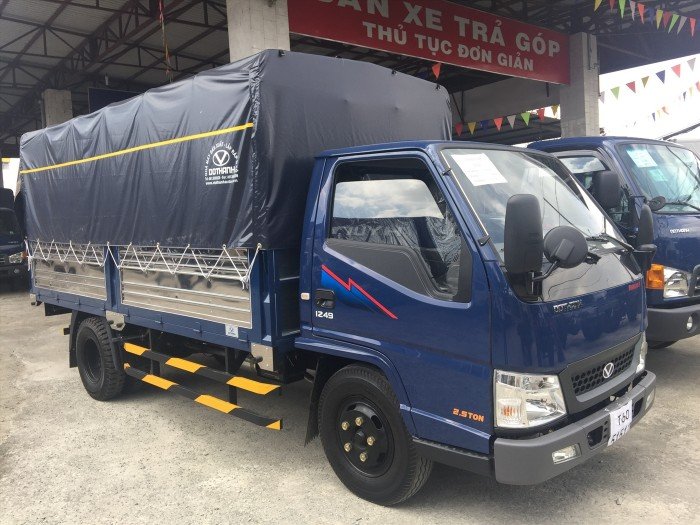 Hyundai Thường Tín- Bán xe IZ49 2.5 tấn, thùng dài 4.2m. Giá tốt giao xe ngay