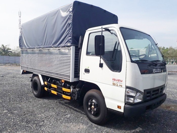 Xe tải Isuzu Nhật QKR nâng tải 2.4 tấn - mui phủ bạt - trả góp 80%