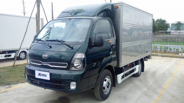 Bán xe tải Kia K200 máy điện 2018 tải trọng 990kg đến 1 tấn 9.