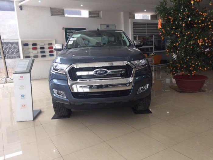 Bán ô tô Ford Ranger XLT năm 2017, nhập khẩu nguyên chiếc