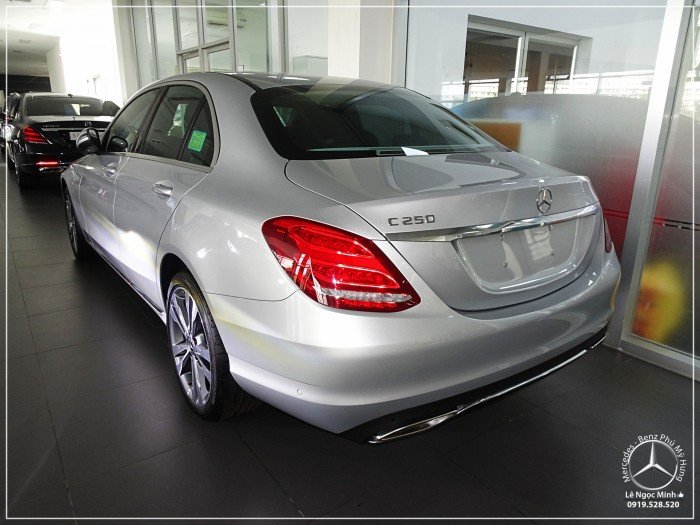 MERCEDES C250 EXCLUSIVE- 2018 Khuyến mãi hấp dẫn