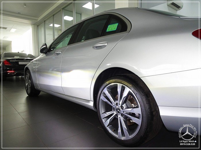 MERCEDES C250 EXCLUSIVE- 2018 Khuyến mãi hấp dẫn