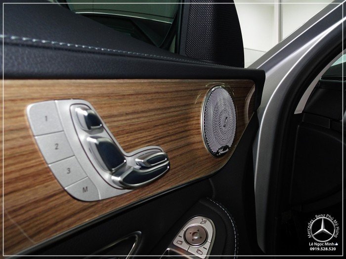 MERCEDES C250 EXCLUSIVE- 2018 Khuyến mãi hấp dẫn