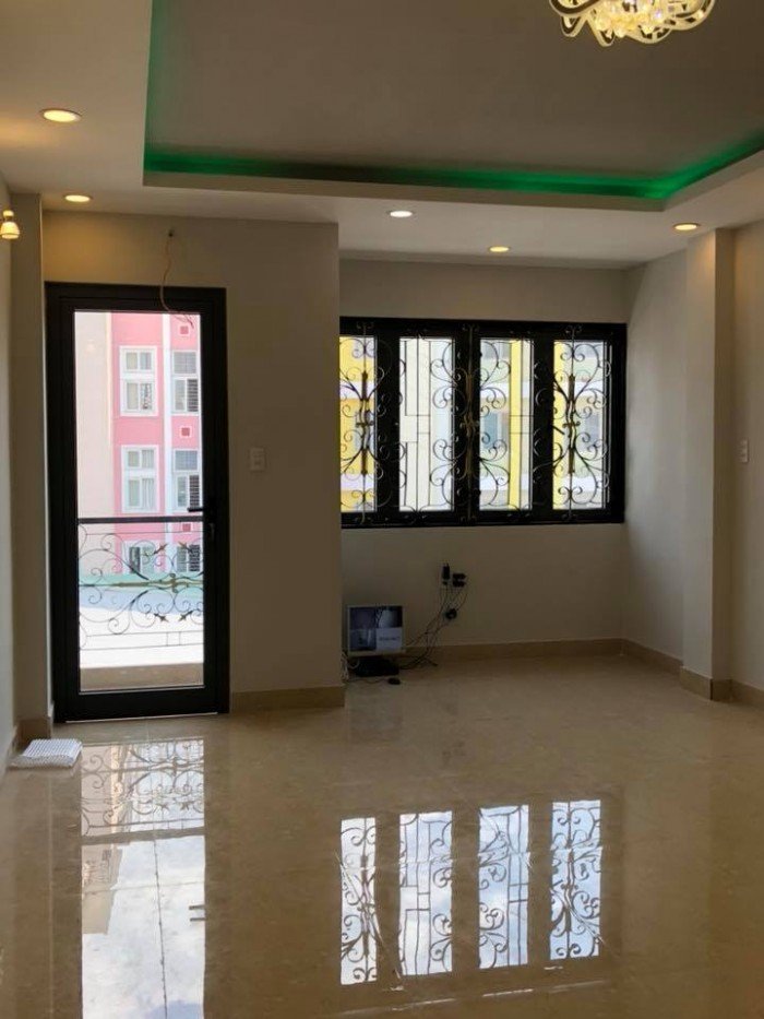 Hẻm ô tô Ung Văn Khiêm, 60m2, 5 tầng