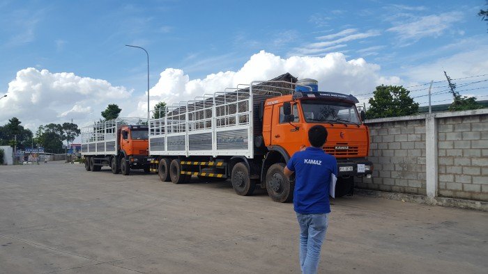 Bán xe tải Kamaz 6540 (8x4)  thùng 9m | Bán xe tải Kamaz tại Bình dương & Bình phước