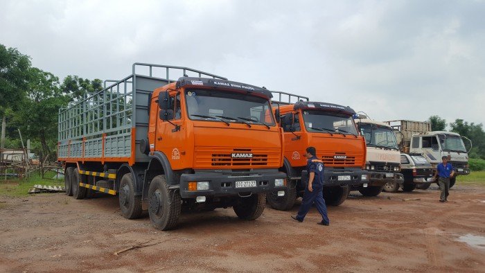 Bán Kamaz thùng 4 giò nhập khẩu thùng 9m | Bán xe tải thùng Kamaz 18 tấn Nhập khẩu [ trả góp] thùng 9m