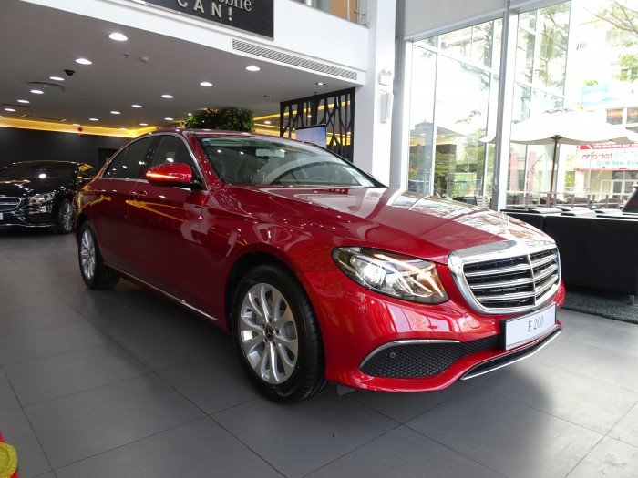 2018 Mercedes-Benz E200 New Colour / Red Hyacinth