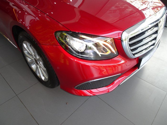 2018 Mercedes-Benz E200 New Colour / Red Hyacinth