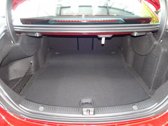 2018 Mercedes-Benz E200 New Colour / Red Hyacinth