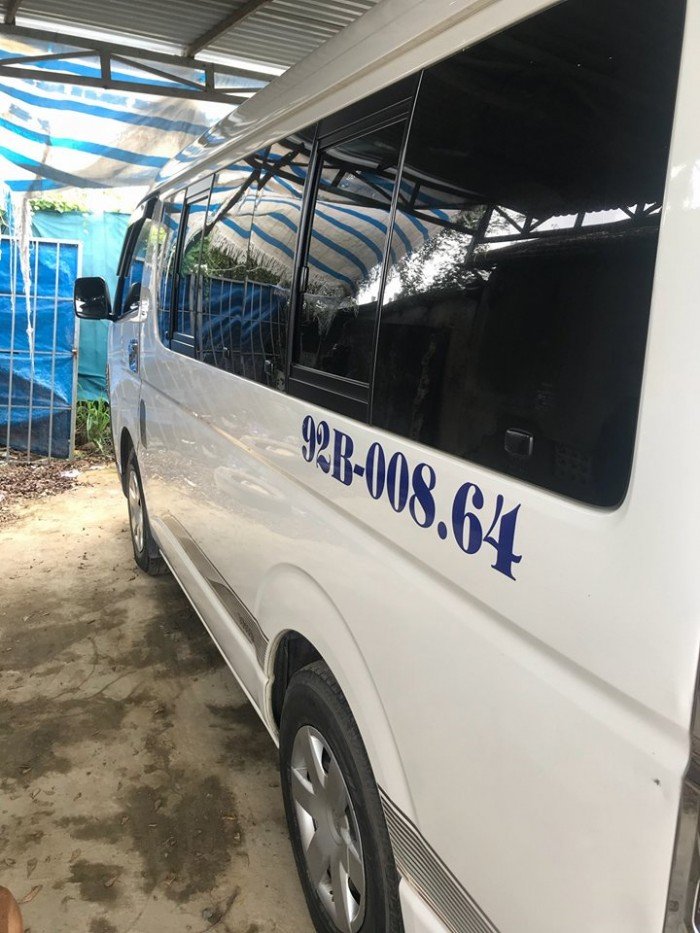 Cần bán xe Toyota Hiace Cuối Năm 2010