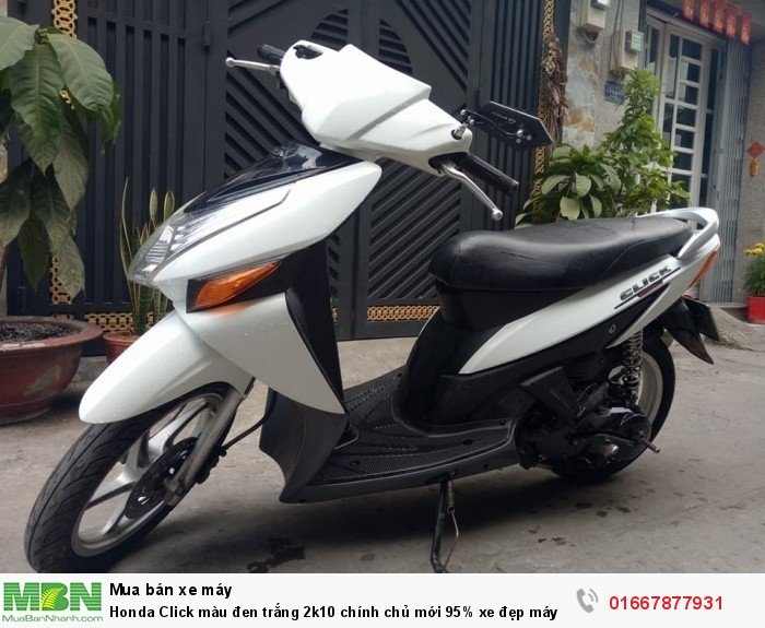 Honda Click màu đen trắng 2k10 chính chủ mới 95% xe đẹp máy êm chạy nhẹ vọt lợi xăng