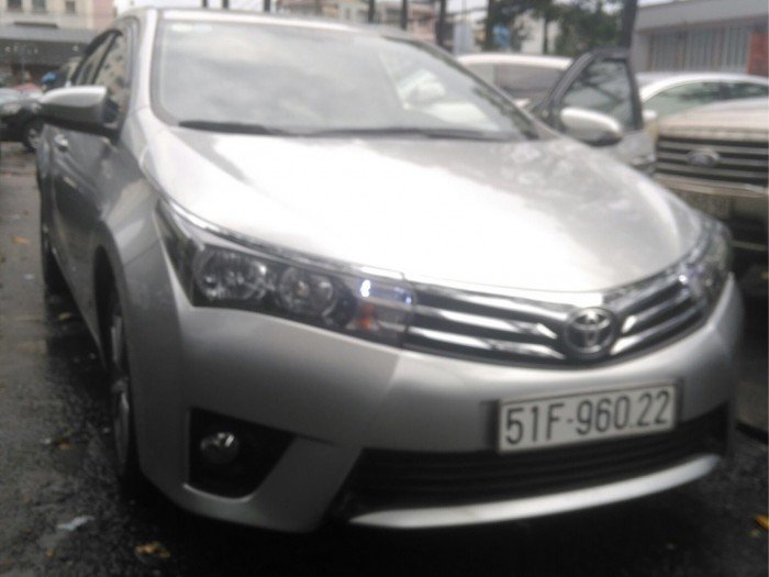 Cho thuê xe tự lái Toyota A4 Corolla Altis 2016 mới mua giá tốt