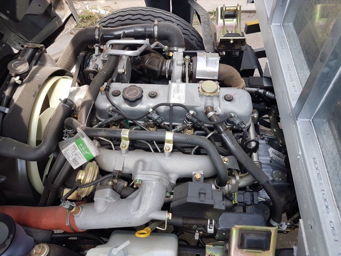 Xe tải iz49 2t4 thùng bật giá rẻ hỗ trợ vay góp