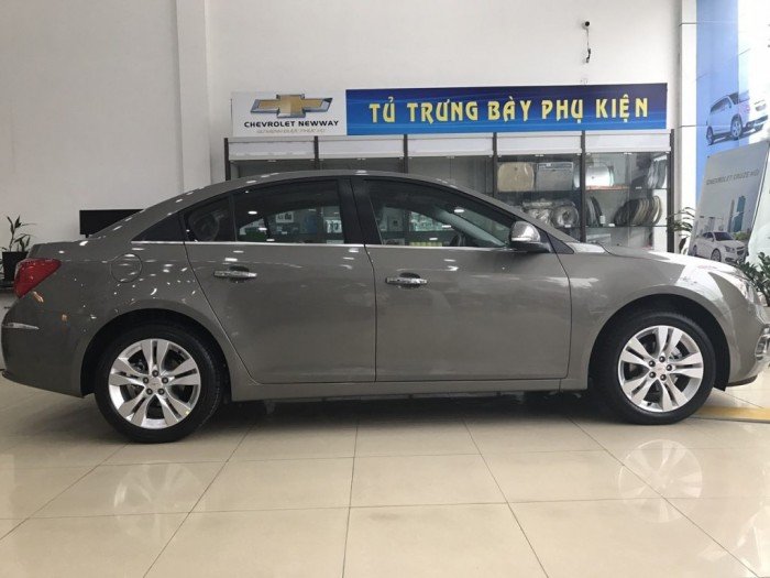 Chevrolet Cruze 2018 - Giá cực tốt