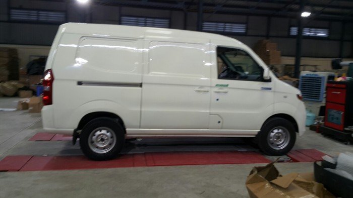 Xe tải Van Kenbo 950kg, 2 chỗ đời 2018, tiêu chuẩn Euro4