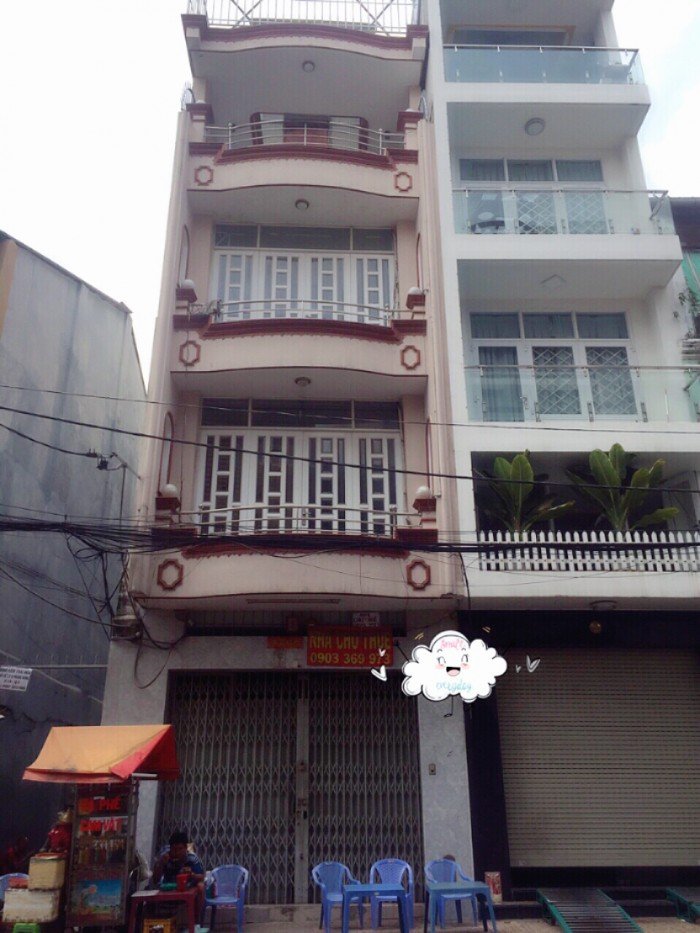 Cho thuê nhà mặt tiền, giá cạnh tranh khu vực trung tâm đường Phùng Hưng, Phường 13, Quận 5.