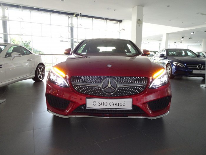 X Mercedes Benz C300 Coupe - Giao Ngay
